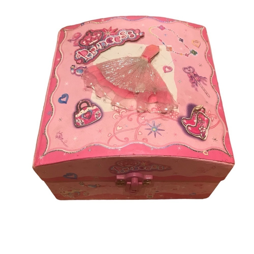 Free whit purchase Princess jewelry box